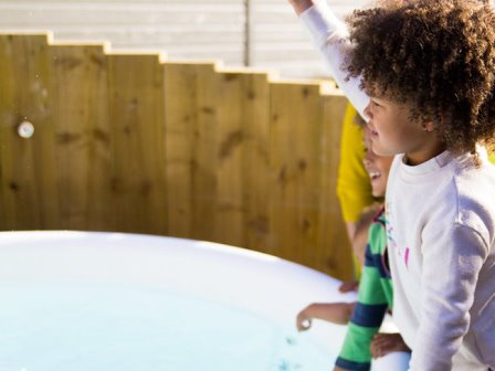 Hot tub at Barmouth Bay holiday park