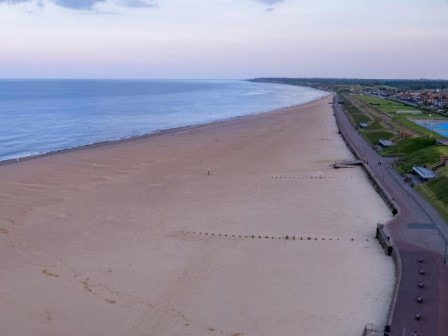 Beach near California Cliffs Holiday Park 