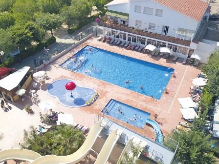 Caballo de Mar Campsite swimming pool