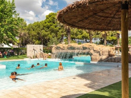 Camping El Garrofer swimming pool