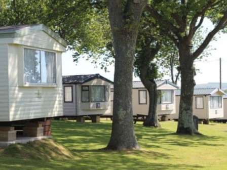 Caravans at Cheverton Copse (image from Hoseasons)