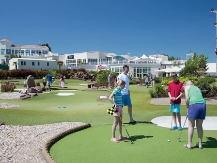 Mini golf at Devon Cliffs holiday park