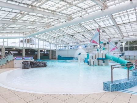 Devon Cliffs indoor swimming pool