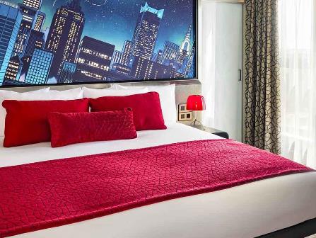 Disney's Hotel New York The Art of Marvel