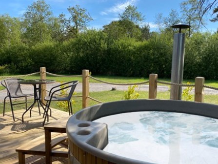 Hot tub at Hall More Holiday Park and Fishery