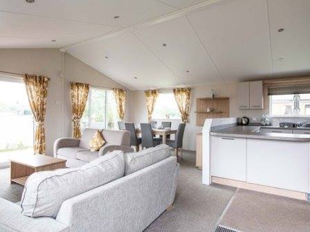 lodge at tattershall lakes