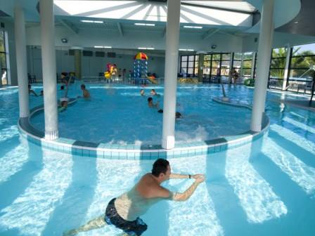 Village Les Mouettes in Brittany outdoor swimming pool