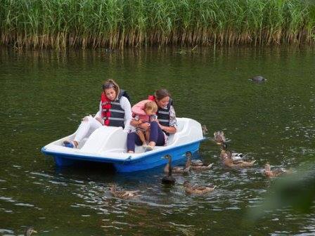 Pedalo at Tattershall Lakes holiday park