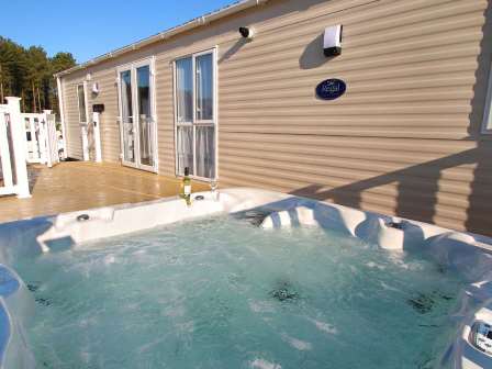 Hot tub at Shorefield Country Park