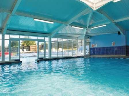 Swimming pool at John Fowler South Bay Holiday Park