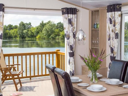 Lakeside lodge at Tattershall Lakes